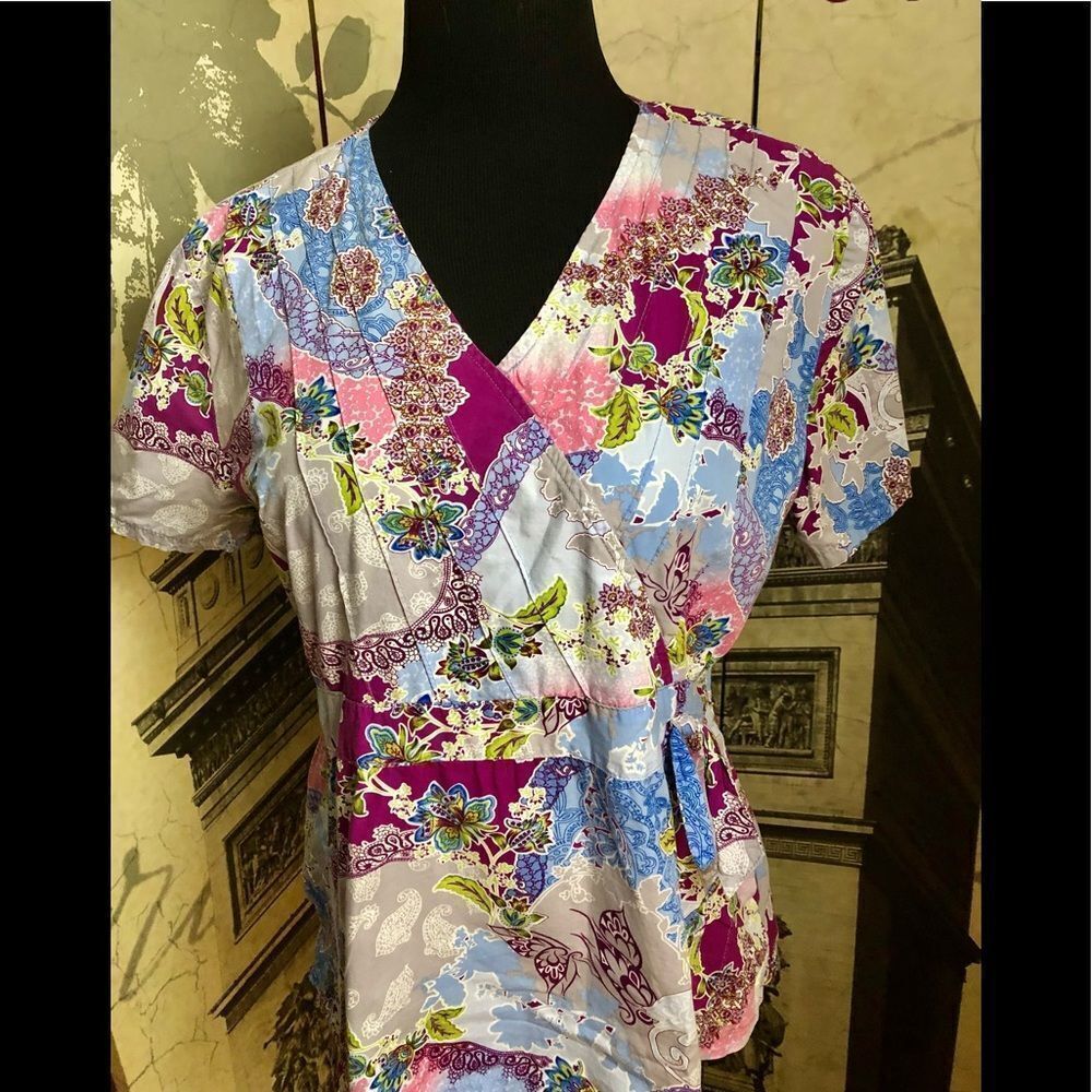 Nice scrubs by Live Sweet size medium
